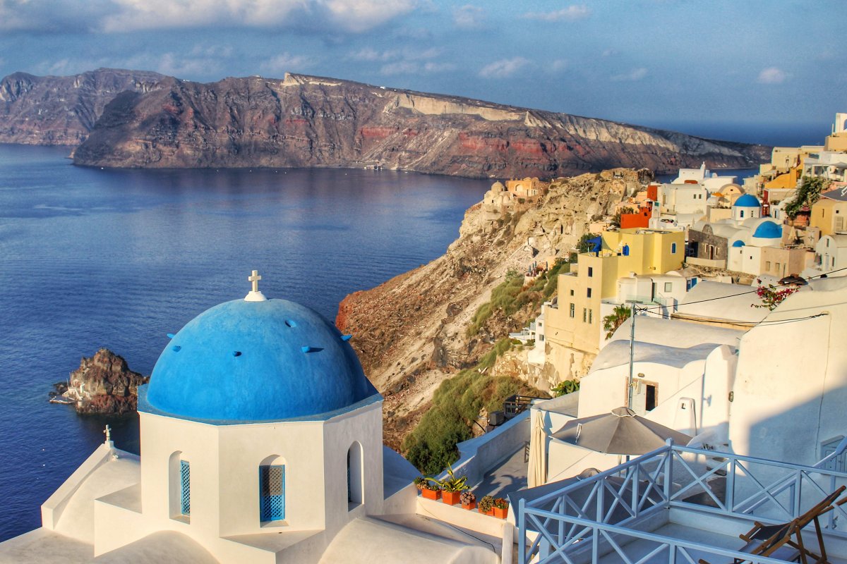Trips to Greece for Young Adults | Under30Experiences